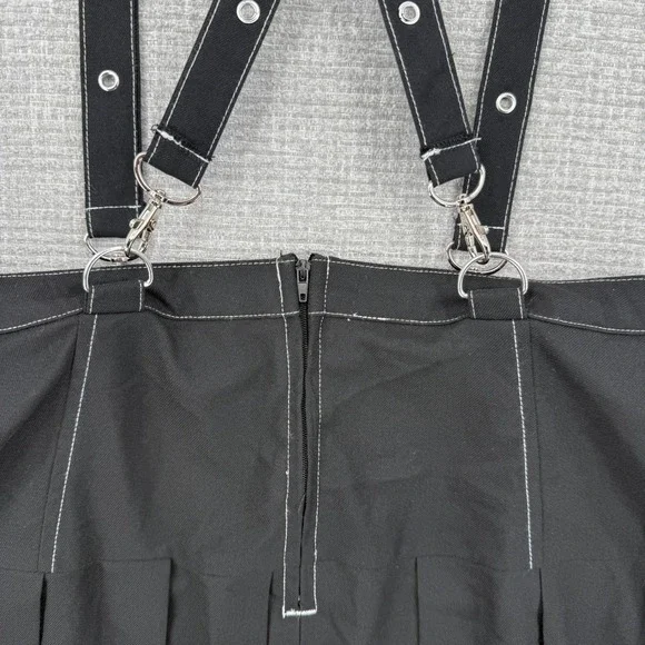 Social Collision Suspender Skirt Women L Black Pleated Grommet Goth Emo - Picture 9 of 10